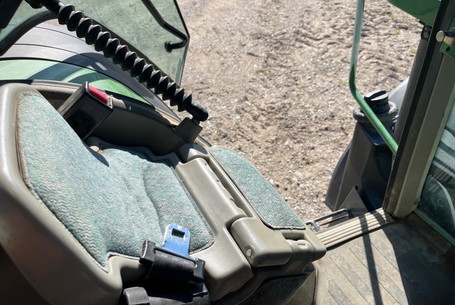 2009 Traktor Fendt 415 Vario TMS mit Frontkraftheber- 27.000 EUR - Image 7