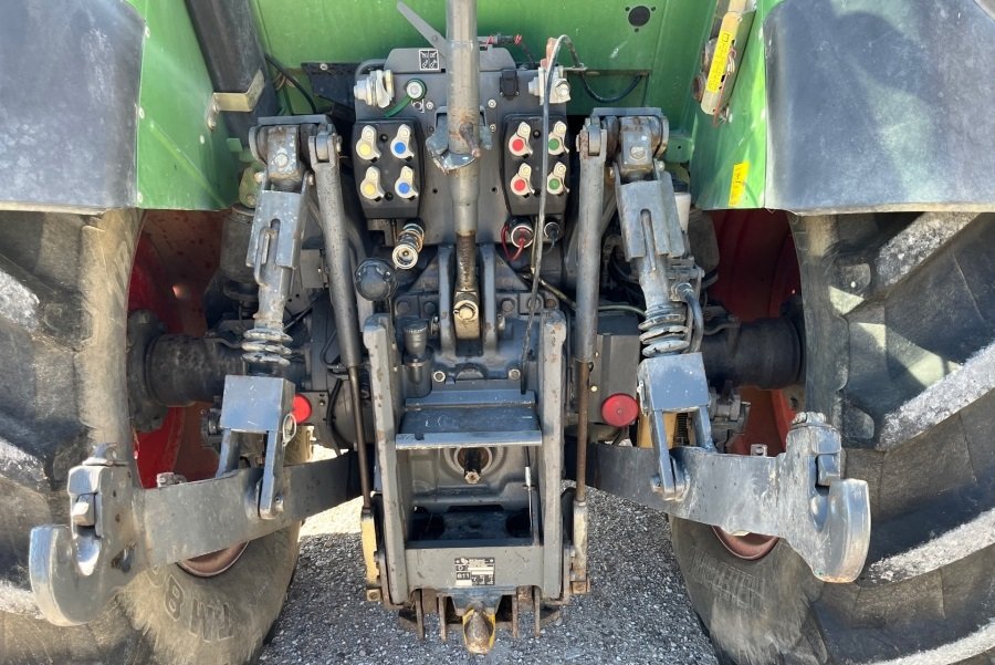 2009 Traktor Fendt 415 Vario TMS mit Frontkraftheber- 27.000 EUR - Image 6