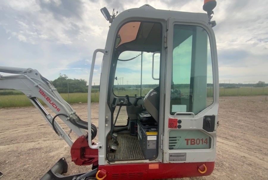 2007 Minibagger Takeuchi TB014 mit Anhänger - 12.000 EUR - Image 3